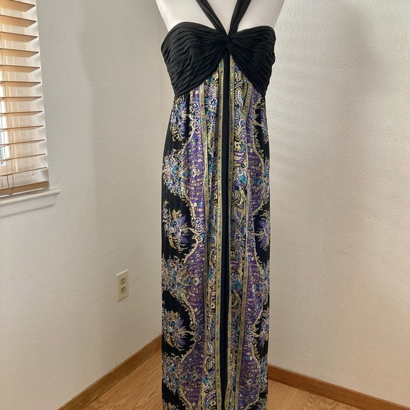 Long Empire Cut Style Gown Size 12 - Picture 2 of 8